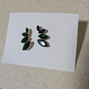 Elegant Green Leaf Earrings